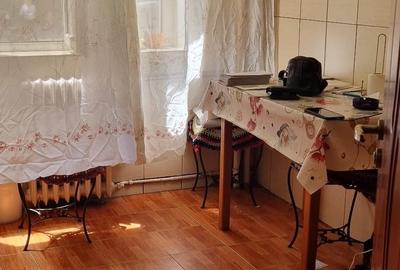 Apartament cu 3 camere decomandat în Dristor - 8