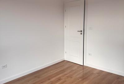 Apartament cu 3 camere decomandat în Grădiște - 2