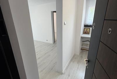 Apartament cu 2 camere semidecomandat în Ferentari