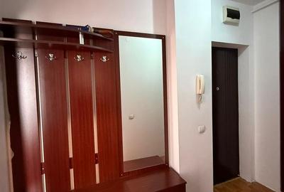 Apartament cu 4 camere semidecomandat în Central - 11