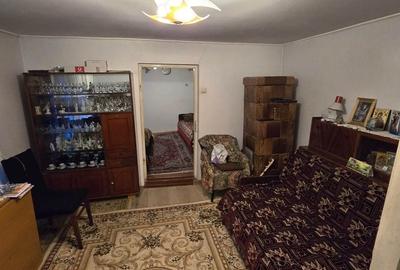 Casă cu 3 camere în Central