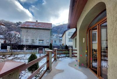 Apartament cu 2 camere decomandat, mobilat în Centrul Istoric - 2