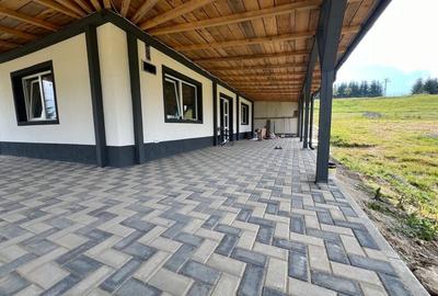 Casă cu 4 camere cu Teren 7000 Mp în Central - 7