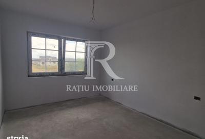 Casă cu 4 camere cu Teren 844 Mp în Nufărul