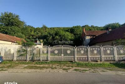 Teren de 387 mp, în Oravița