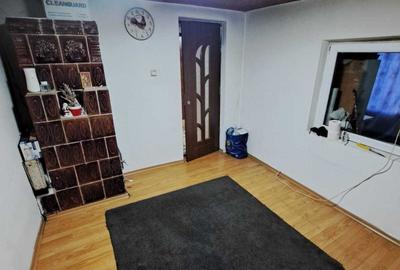 Casă cu 3 camere în Singureni