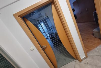Garsonieră decomandată în Valea Ialomiței