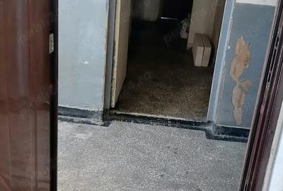 Garsonieră decomandată în Crișan