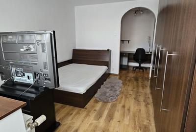 Apartament cu 2 camere decomandat, mobilat în Unirii