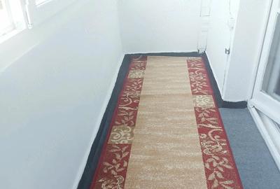 Garsonieră decomandată în Titan