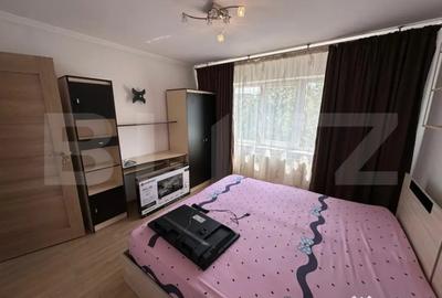 Apartament cu 3 camere decomandat în Rovine - 6