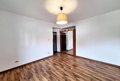 Casă cu 7 camere cu Teren 500 Mp în Corbeanca - 11