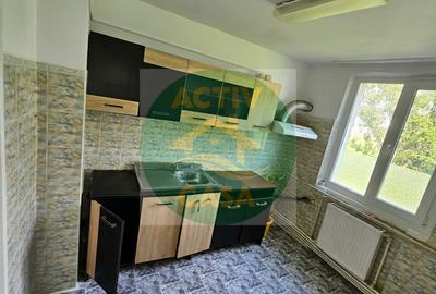 Apartament cu 3 camere în Est - 1