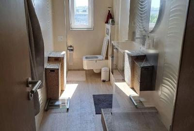 Apartament cu 4 camere decomandat în Victoriei - 4