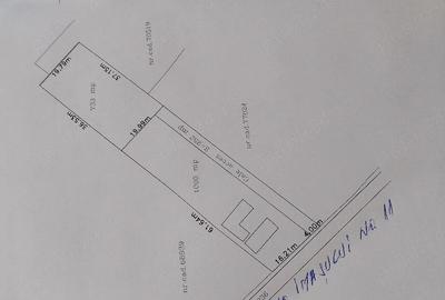 Teren de 2000 mp, în Central