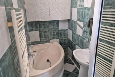 Casă cu Canalizare în Gării - 10