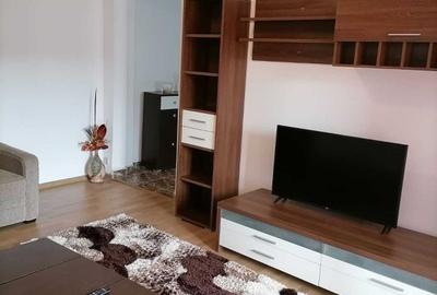 Apartament cu 2 camere decomandat în Răcădău