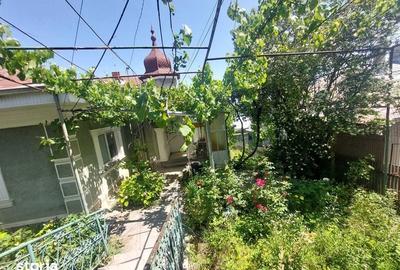 Casă cu 4 camere cu Teren 120 Mp în Central - 2