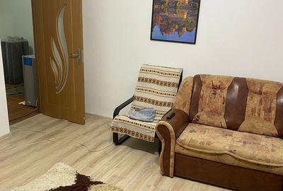 Apartament cu 3 camere decomandat în Triaj - 9