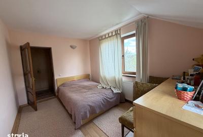 Casă cu 4 camere decomandat cu Teren 920 Mp în Central - 13