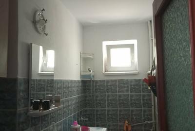 Apartament cu 2 camere nedecomandat în Iosia