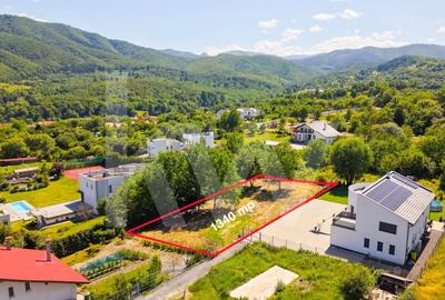 Teren Construcții intravilan de 1340 mp, în Cisnădioara - 2