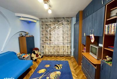 Apartament cu 3 camere decomandat în Careiului - 8