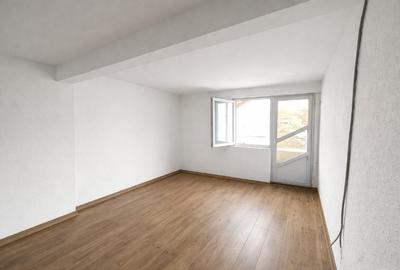 Spațiu comercial, de 600 mp, în Central - 11