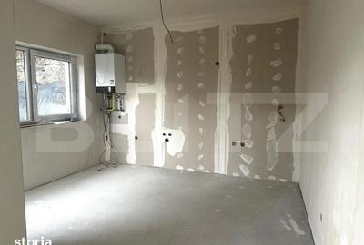 Casă cu 4 camere cu Teren 240 Mp în Dâmbul Rotund