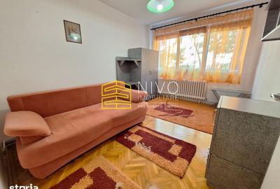 Apartament cu 2 camere semidecomandat în Aleea Carpați