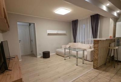 Apartament cu 3 camere, mobilat în Băneasa