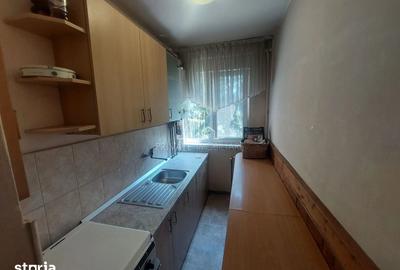 Apartament cu 2 camere nedecomandat în Dâmbu Pietros - 1