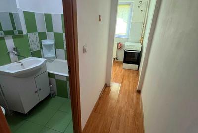 Garsonieră decomandată în Românești - 2
