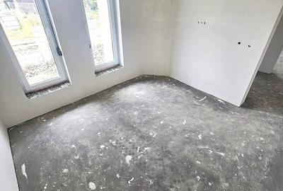 Casă cu 4 camere cu Teren 714 Mp în Nord