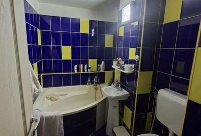 Apartament cu 3 camere în Traian - 7
