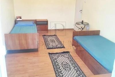 Apartament cu 4 camere decomandat, mobilat în Dâmbovița - 1