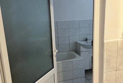 Casă cu 5 camere cu Teren 1440 Mp în Central - 6