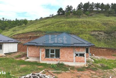 Casă cu 4 camere cu Teren 2000 Mp în Baciu - 15