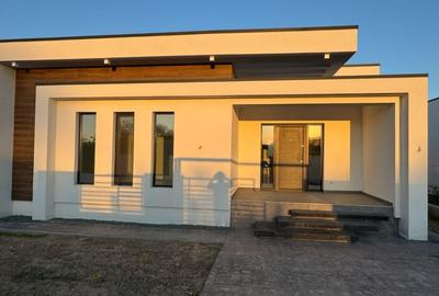 Casă individuală cu 4 camere în Bahne