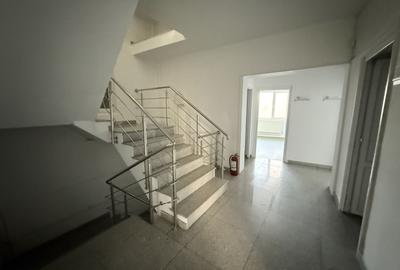 Casă individuală cu 12 camere cu Canalizare în Cotroceni - 4