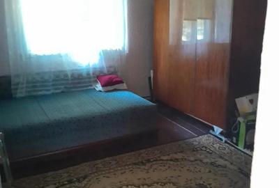 Casa Breaza central cu un mare cire? alb pentru dulcea?a! - 8