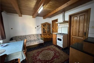 Casă cu 2 camere cu Teren 3000 Mp în Central - 7