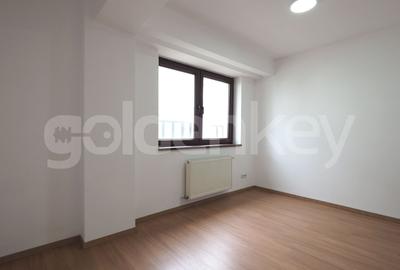 Apartament spatios cu 4 camere nemobilat - 11