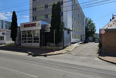 Garsonieră nedecomandată în Central - 1