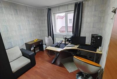 Casă cu 5 camere cu Teren 191 Mp în Central - 12
