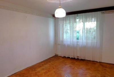 Apartament 3 camere, decomandat, parter in Ploiesti, Cina, comision 0 - 1