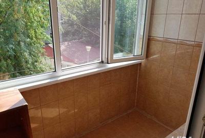 Inchiriez Garsoniera conf 1 in DALLAS ej 2 din 4 pret 900 ron - 5