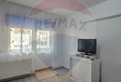 Apartament cu 2 camere decomandat în Vitrometan - 3