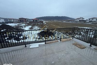 Casă cu 4 camere în Chinteni