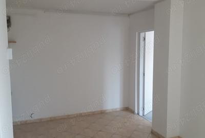 Spațiu comercial, de 60 mp, în Semicentral - 2